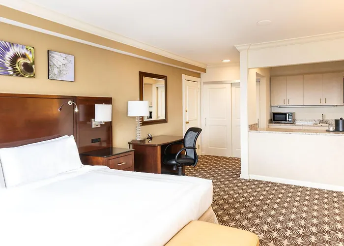 Marriott Center Hotel