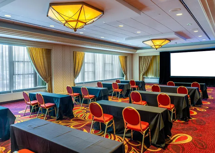 Hotel Marriott Center 4*