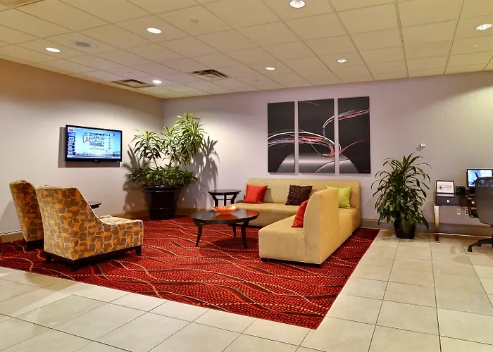 Marriott Center Hotel 4*