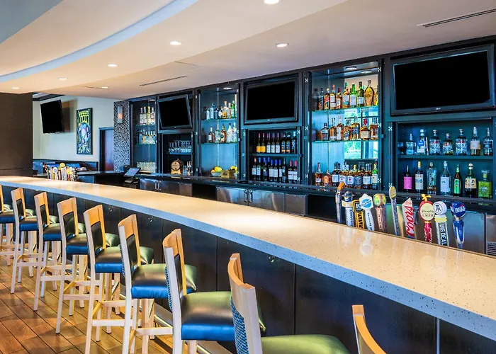 Marriott Center Hotel 4*